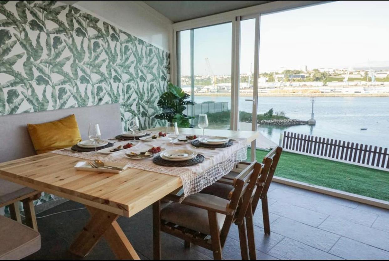 Grana Beach Ferrol โอโกรูญา ภายนอก รูปภาพ